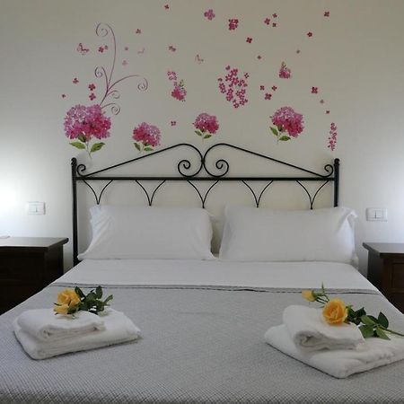 B&B Dimora Cirillo Naples Exterior photo